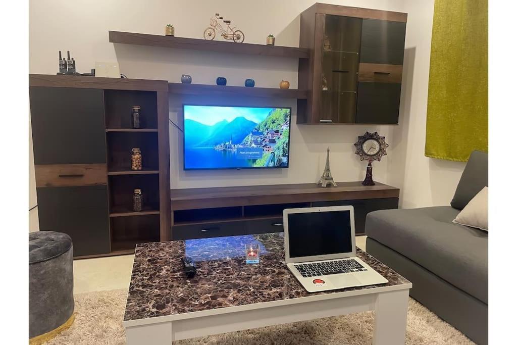Experience De Luxe Ultime / Parking / Restaurant / Cafe / Carrefour Appartement Oujda Buitenkant foto